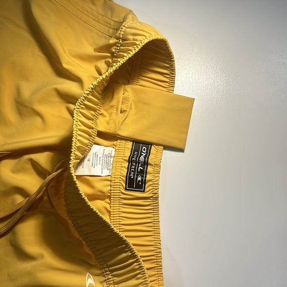 O’NEILL Hyperfreak fast dry board shorts - kids Size 12 color yellow - Picture 6 of 6